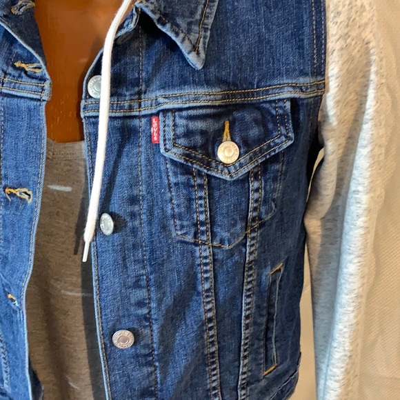NWT Levis Original Hybrid Trucker Jean Denim Jacket Womens Size Medium - Picture 7 of 15